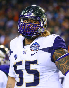 Jan 2, 2015; Tempe, AZ, USA; Washington Huskies defensive lineman Danny Shelton (55) against the Oklahoma State Cowboys in the 2015 Cactus Bowl at Sun Devil Stadium. Oklahoma State defeated Washington 30-22. Mandatory Credit: Mark J. Rebilas-USA TODAY Sports