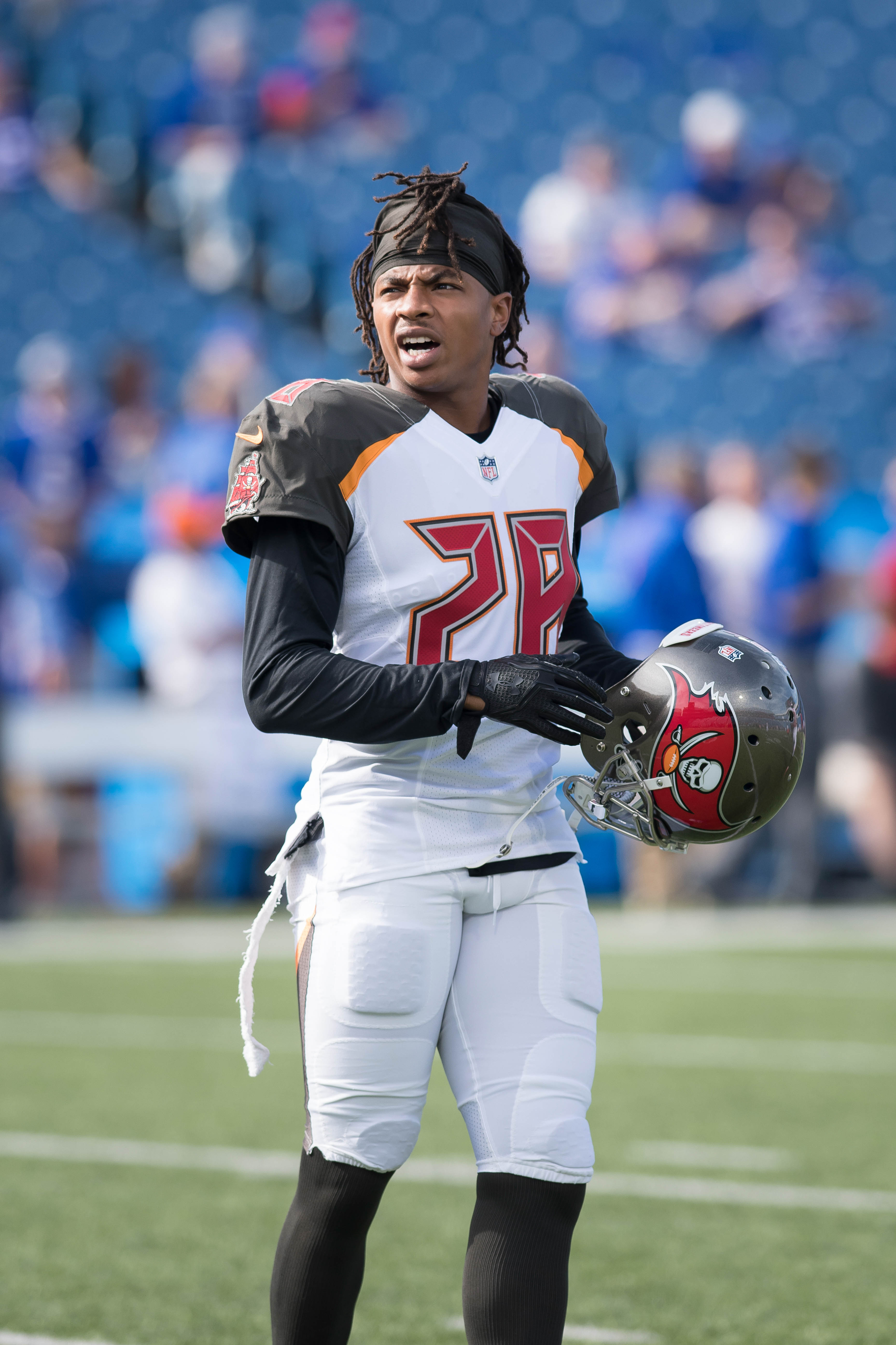 vernon hargreaves buccaneers jersey